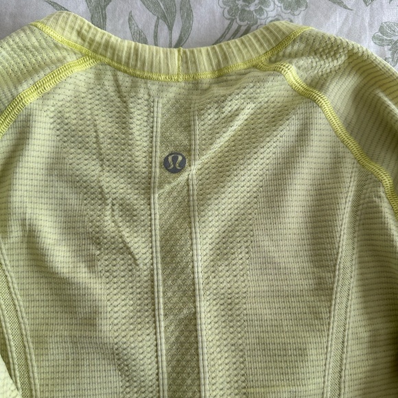 Lululemon Swiftly Tech Long Sleeve - Picture 2 of 4